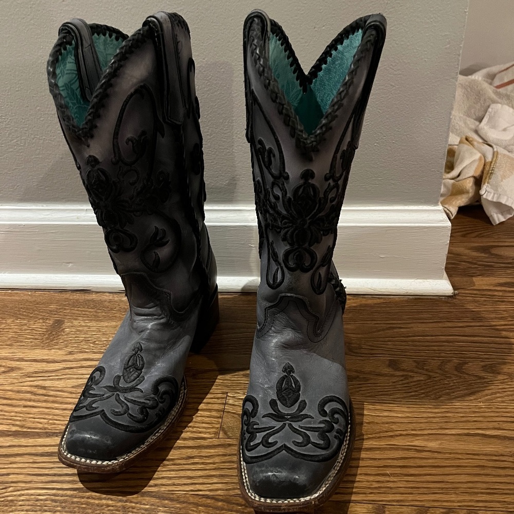 Gray/Black Corral Cowboy Boots